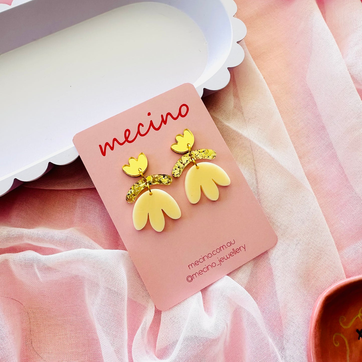Spring Fling - Cream