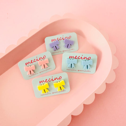 Sweet Bow Studs