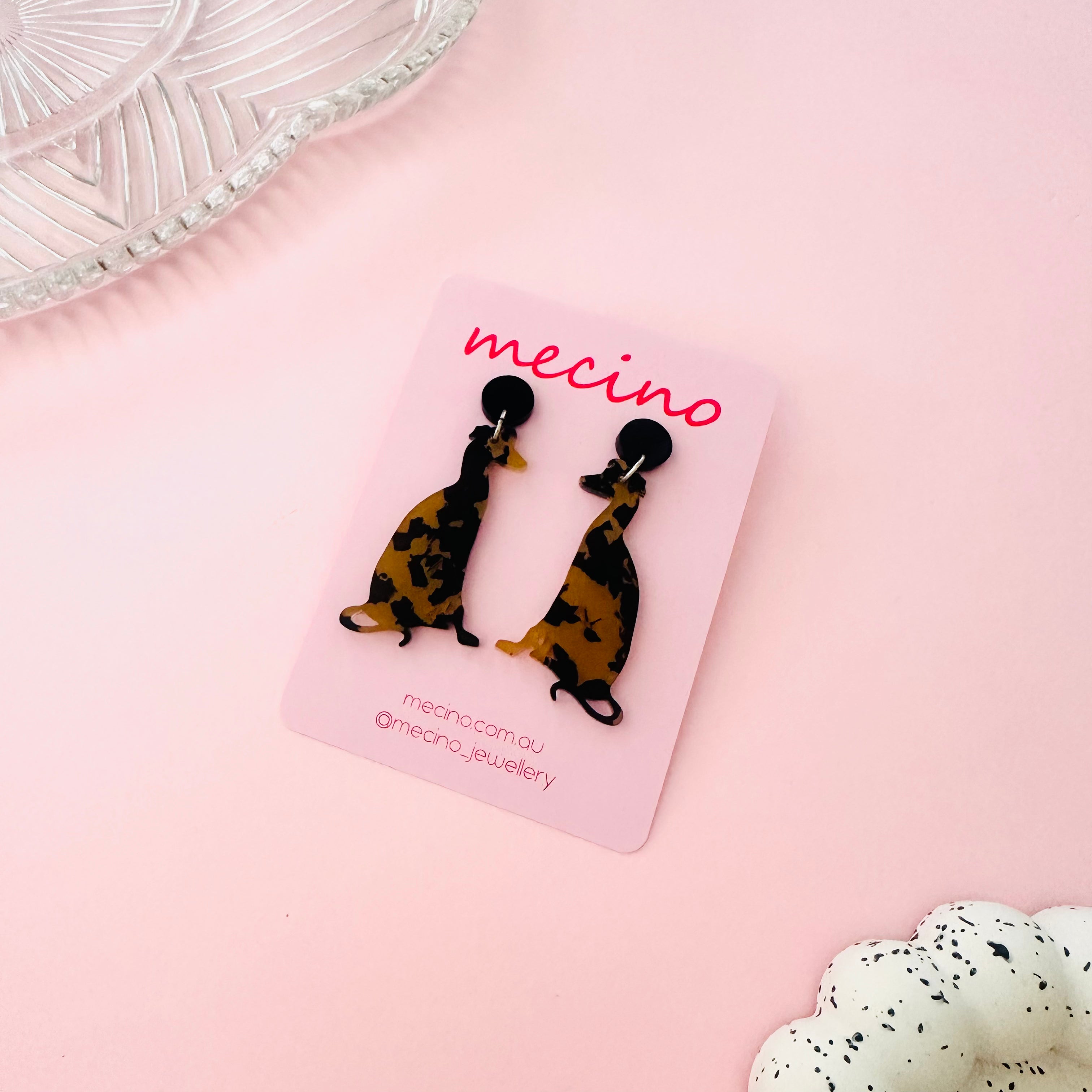 Greyhounds Tortoise Shell Mecino